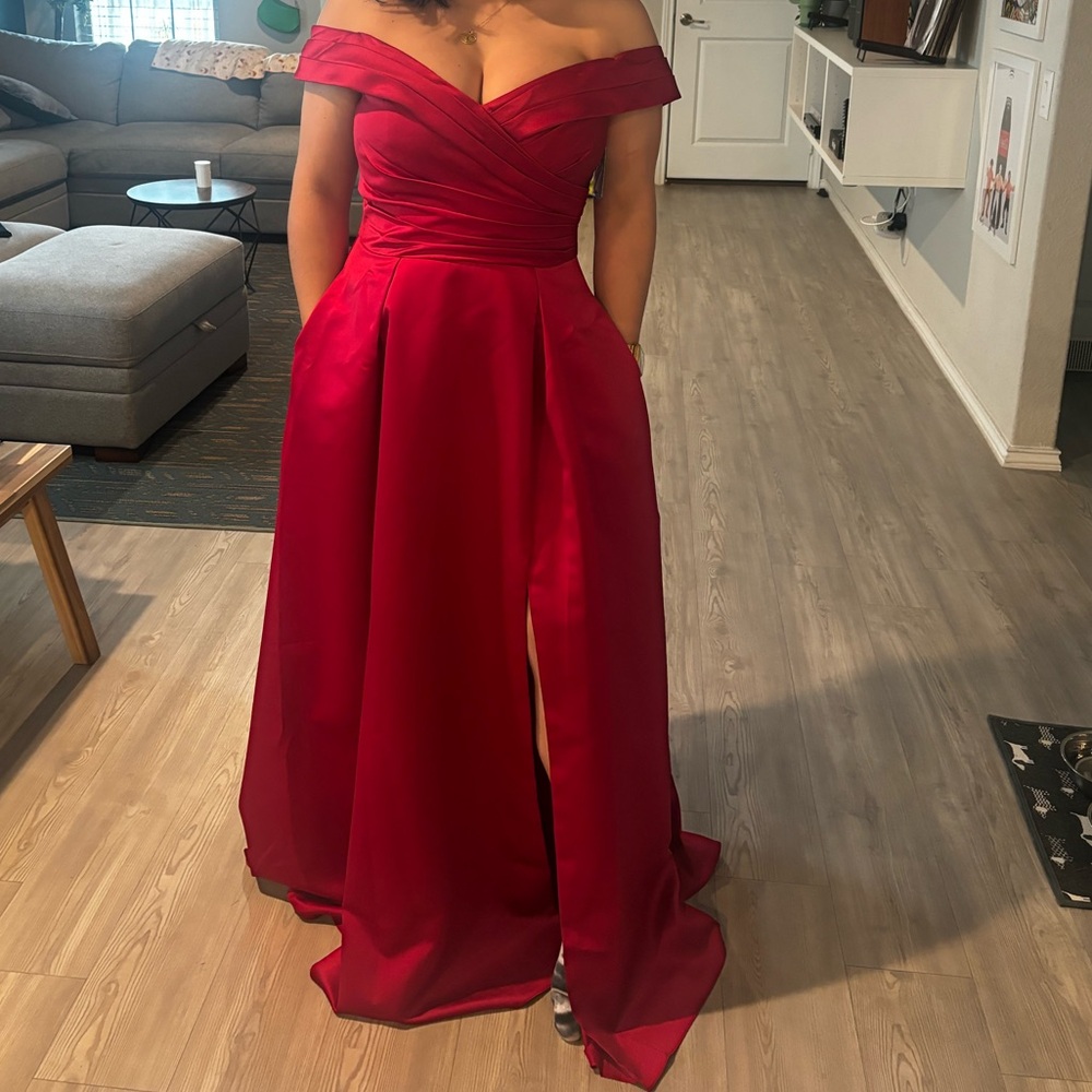 Elegant Off-Shoulder Red Evening Gown